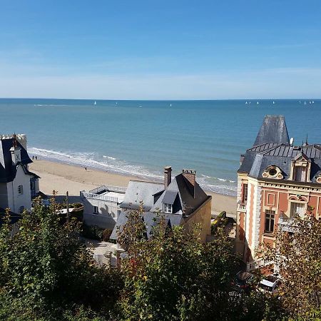 Duplex 50 M2 Au Pied Des Planches Διαμέρισμα Trouville-sur-Mer Εξωτερικό φωτογραφία